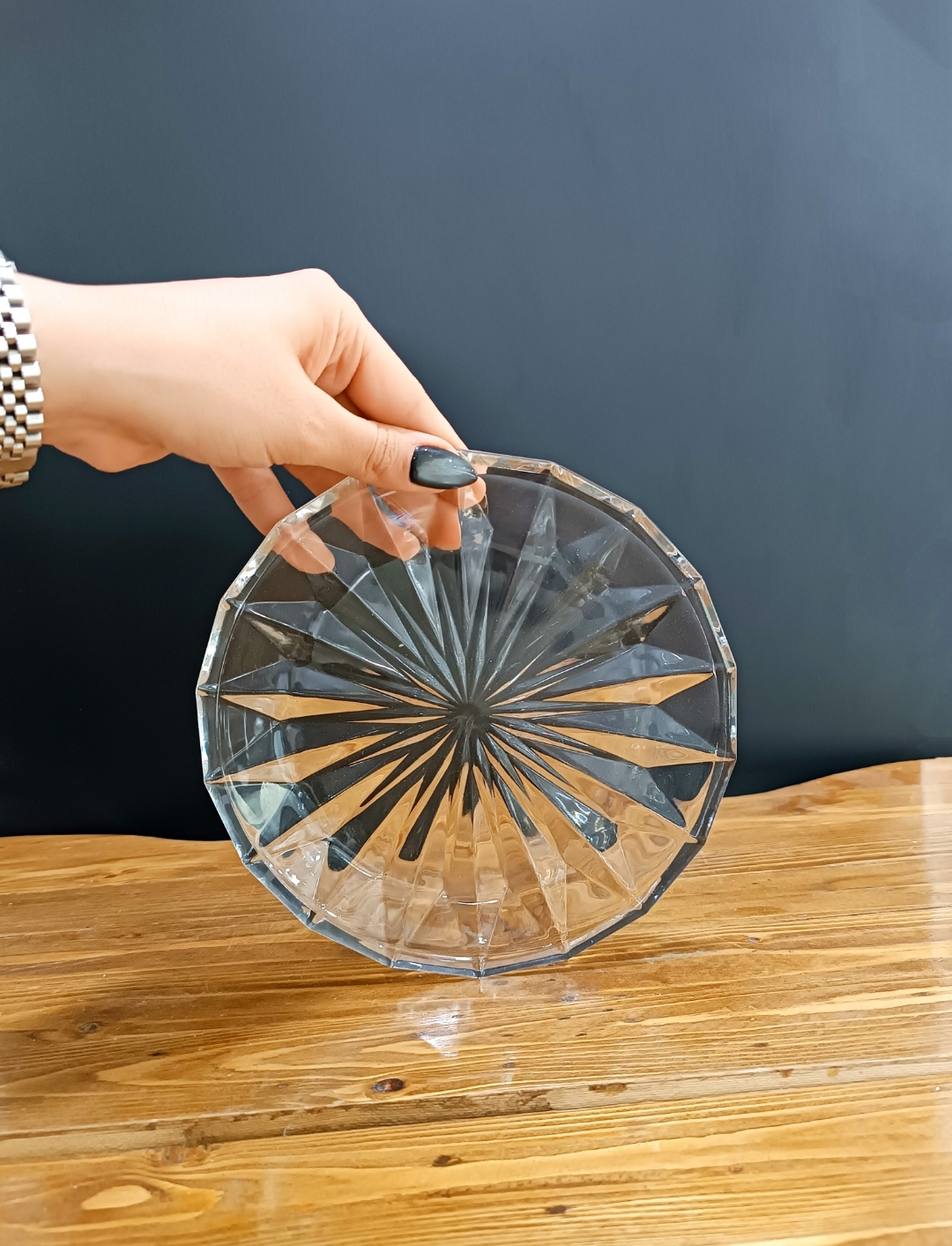 پیش دستی مدل مودنا (نوری تازه)