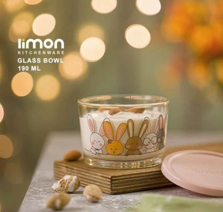 ظرف شیشه ای دربدار۱۹۰ میل چاپدار(لیمون)۲۰۶۸